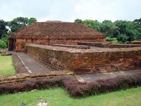 buddhist-stupa-baxanagar-img